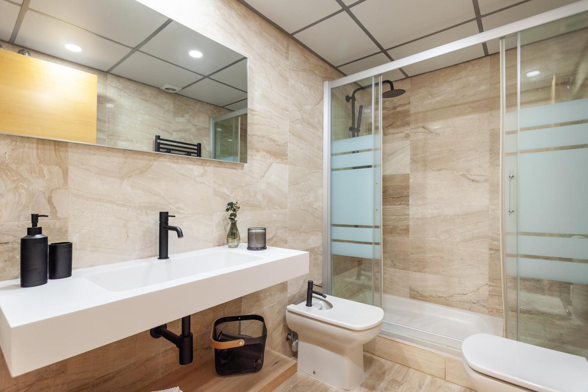 Cozy Ii - Les Corts Barcellona